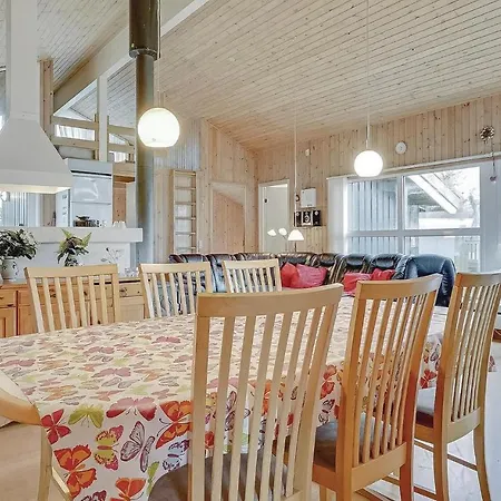 Сasa de vacaciones Four Bedroom Holiday In Sydals *
