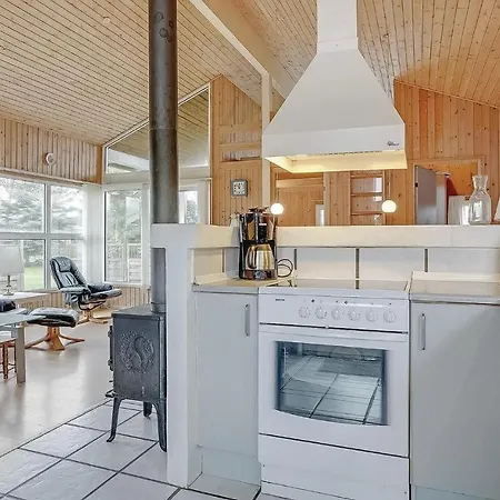 Сasa de vacaciones Four Bedroom Holiday In Sydals